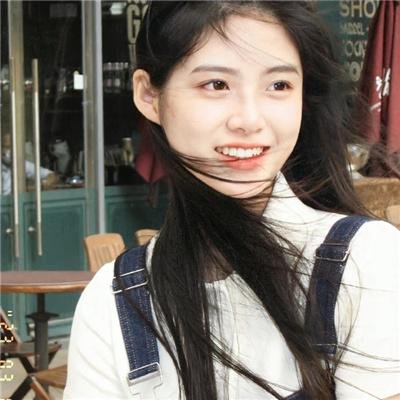 她在梦中跳舞